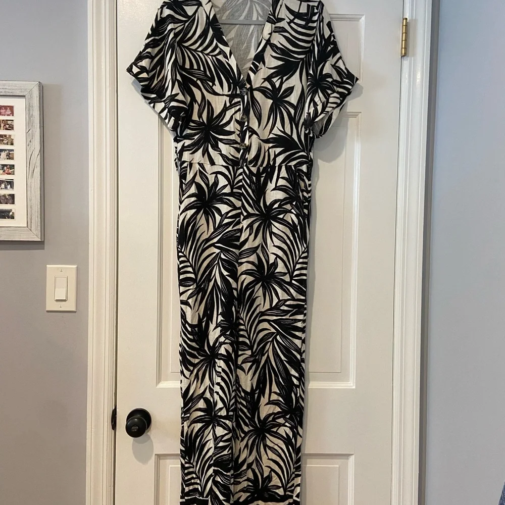 ZARA Black & Cream Palm Print Linen Jumpsuit | Size Small